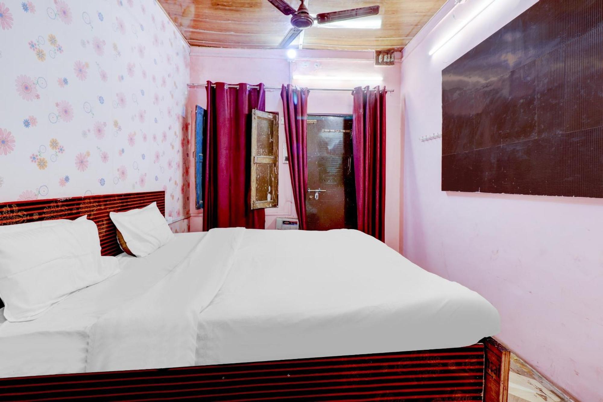 Hotel O Shree Radha Guest House Jhānsi Exterior foto